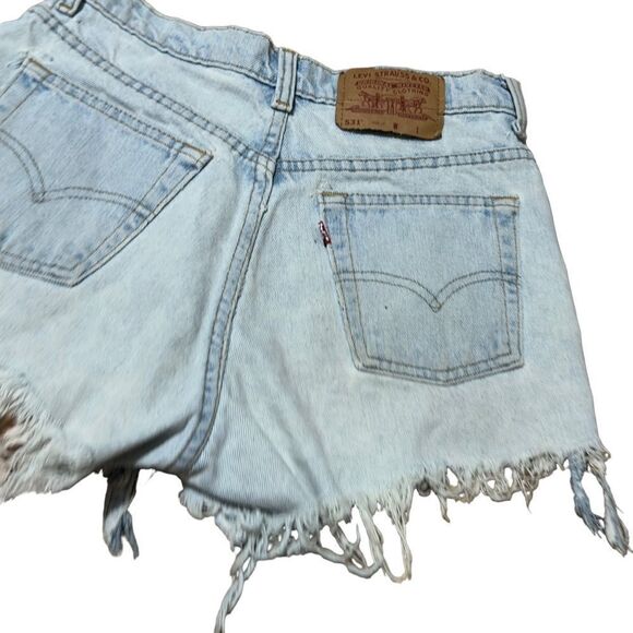 Levi’s 531 Fringe Hem Light Wash Shorts Size 29 - Picture 4 of 16